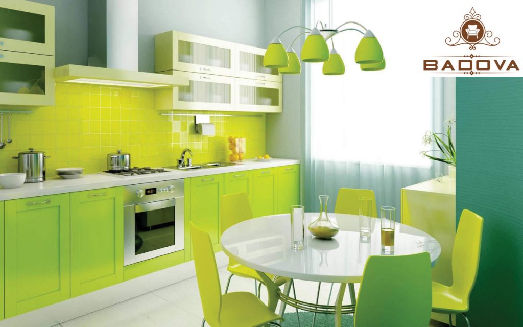 Thiết kế phòng bếp với màu vàng xanh